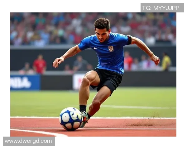 当代著名足球球星的荣耀之路与竞技精神全面解读 当代著名足球球星的荣耀之路与竞技精神全面解读