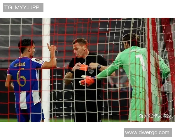 足球明星红牌背后故事盘点:他们因何被罚下场的真相揭秘 足球明星红牌背后故事盘点:他们因何被罚下场的真相揭秘